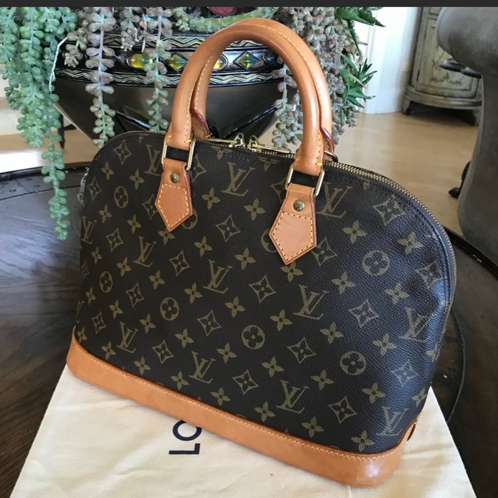Louis Vuitton Alma PM
